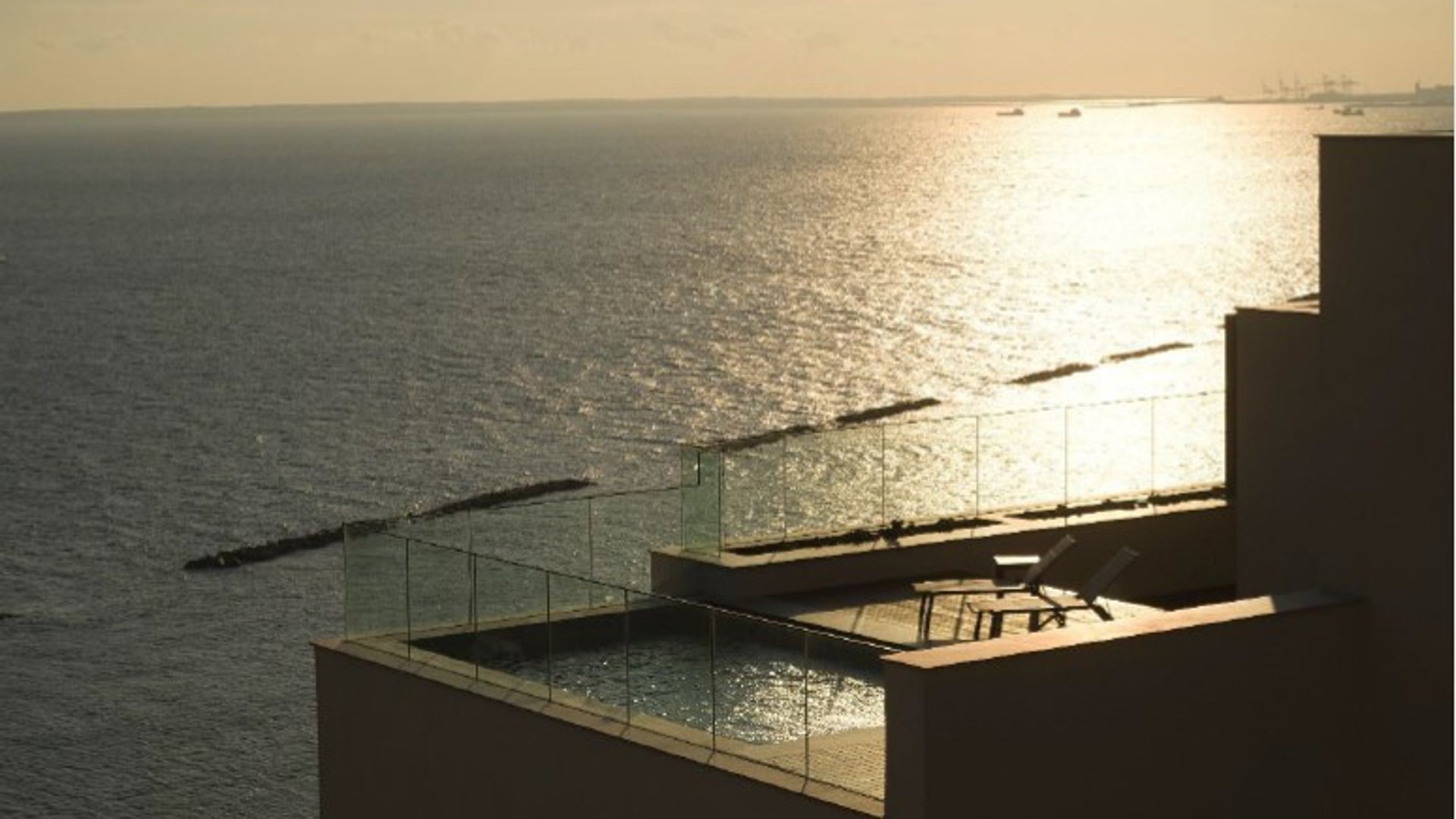 3 bedrooms Apartment in Agios Tychonas, Limassol, Cyprus No. 28236