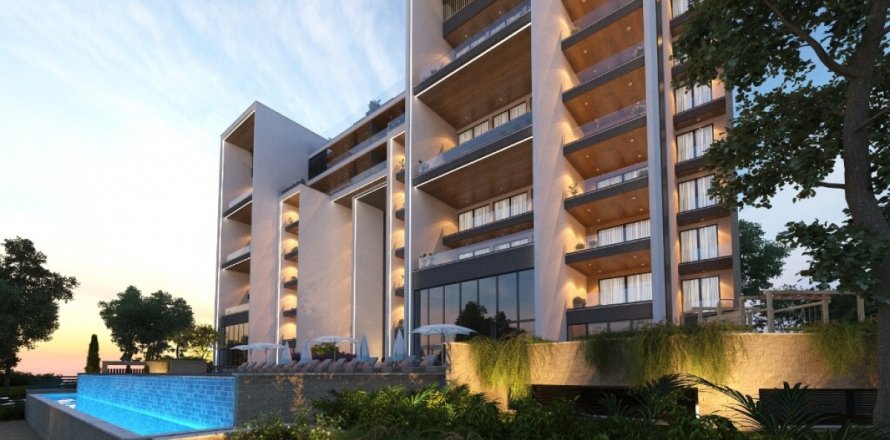 3 bedrooms Apartment in Limassol,  No. 38173