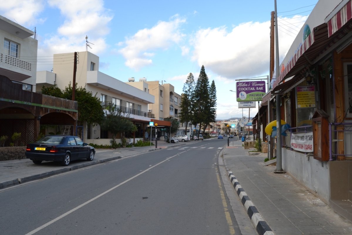 490m2 Commercial property in Paphos, Cyprus No. 38178