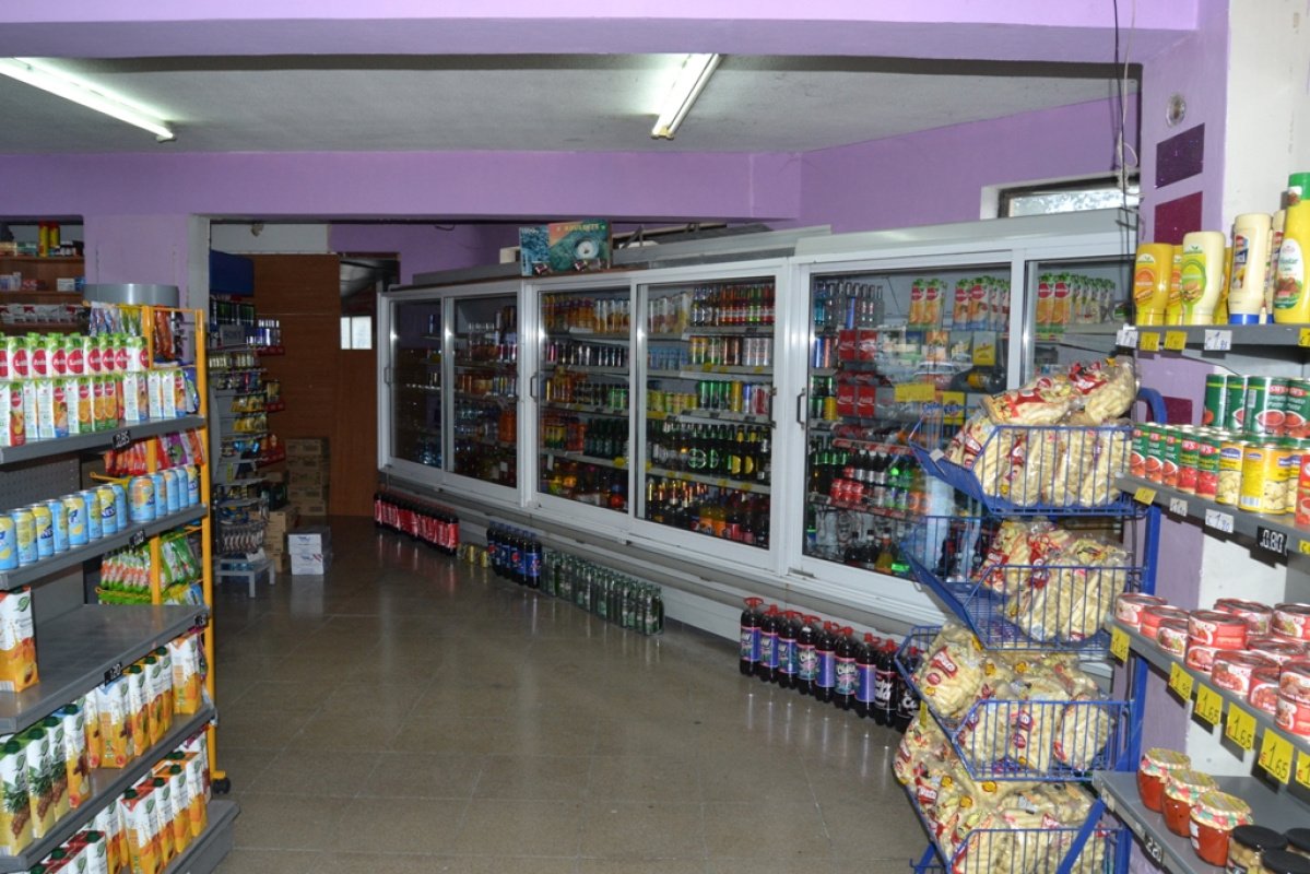 490m2 Commercial property in Paphos, Cyprus No. 38178