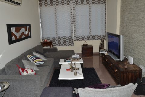 490m2 Commercial property in Paphos, No. 38178