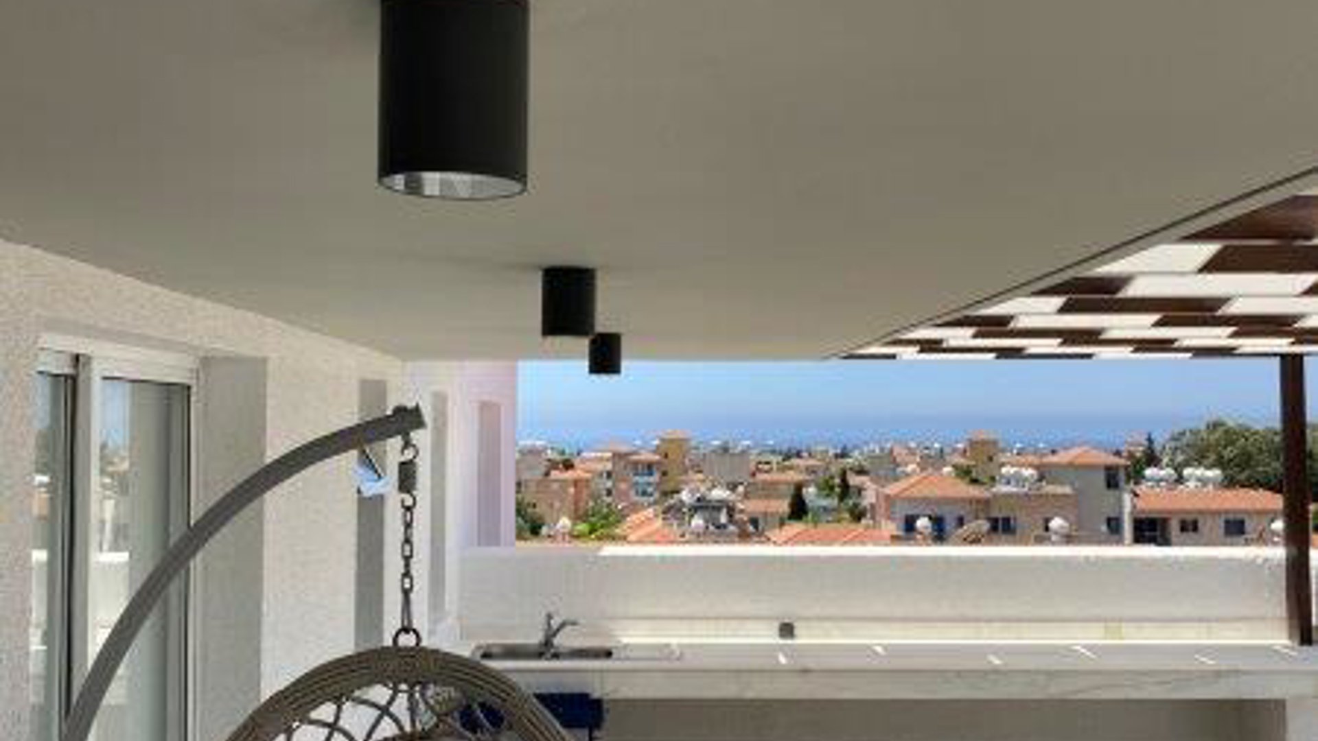 3 bedrooms Penthouse in Paphos, Cyprus No. 26239