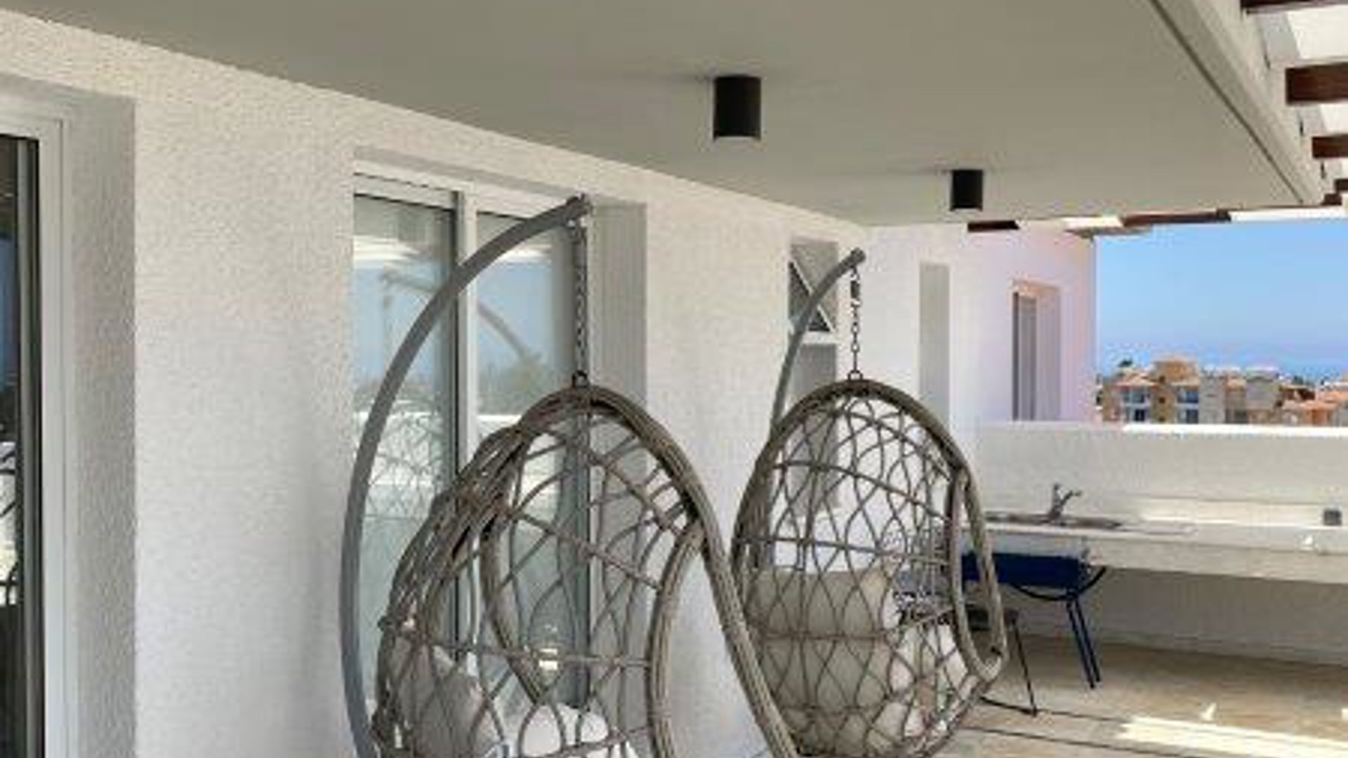 3 bedrooms Penthouse in Paphos, Cyprus No. 26239