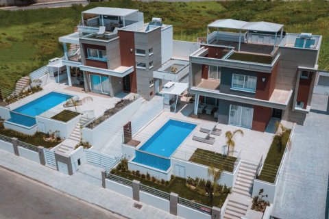 3 bedrooms Villa in Mouttagiaka, Limassol, No. 45525