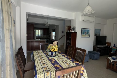 3 bedrooms Townhouse in Pervolia, Larnaka,  No. 39945 13