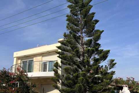 3 bedrooms Townhouse in Pervolia, Larnaka,  No. 39945