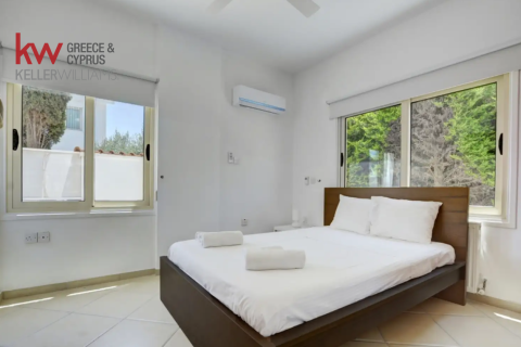 4 bedrooms Villa in Protaras, Ammochostos,  No. 39944 14