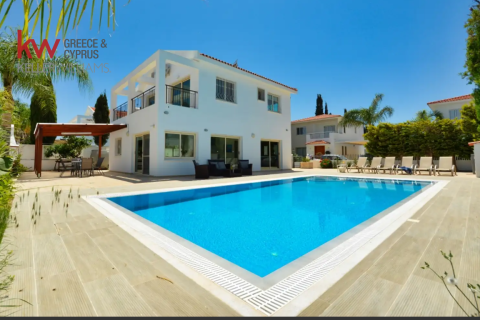 4 bedrooms Villa in Protaras, Ammochostos,  No. 39944