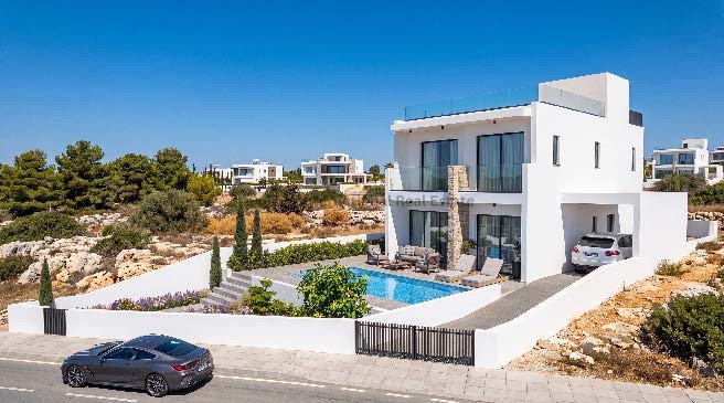 4 bedrooms Villa in Pegeia, Paphos, Cyprus No. 39448
