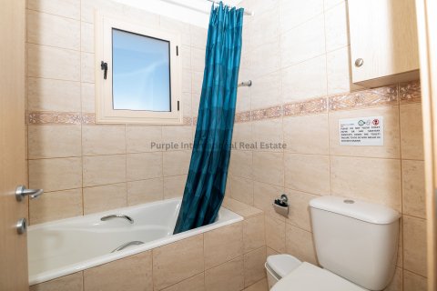 2 bedrooms Apartment in Paralimni, Ammochostos,  No. 39450 16