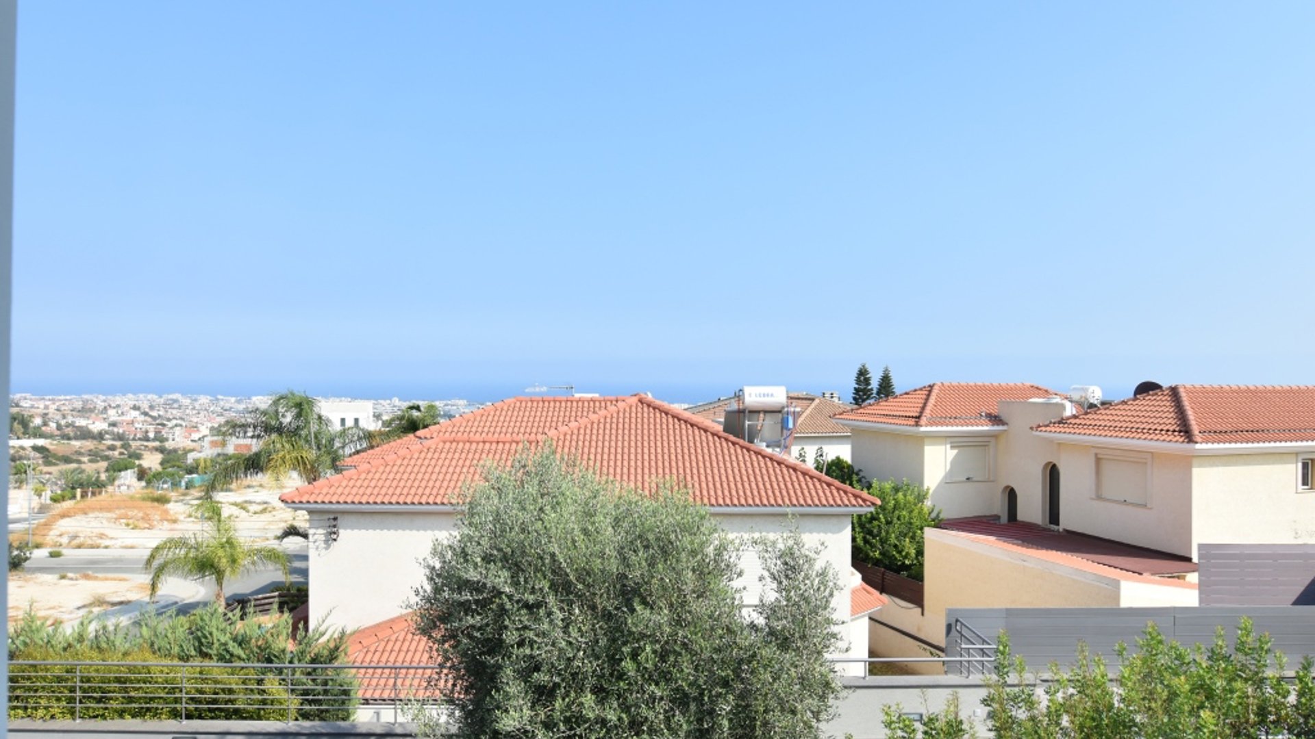 5 bedrooms Villa in Limassol, Cyprus No. 25717