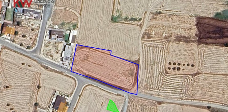 4014m2 Land in Larnaka,  No. 40311