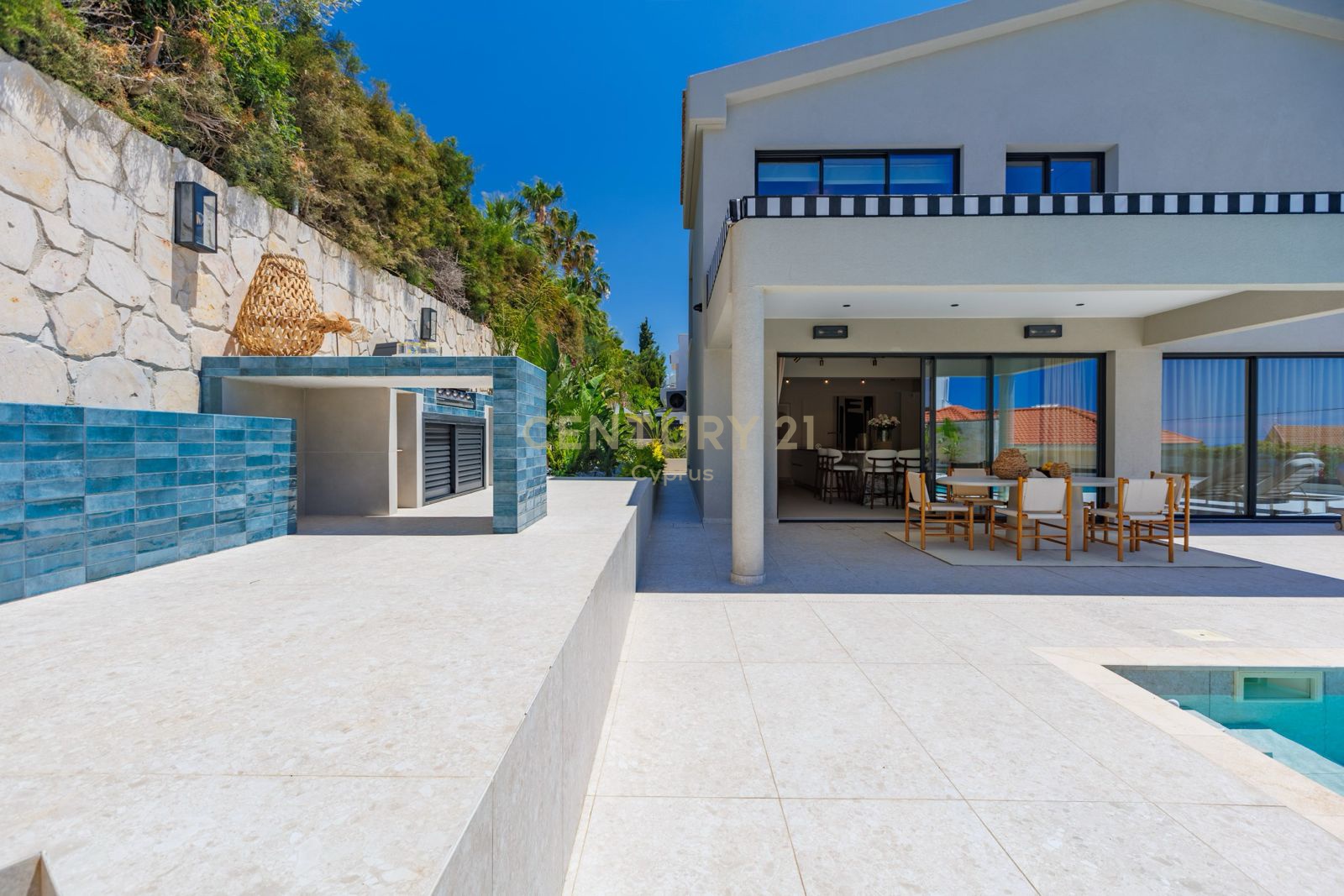 4 bedrooms Villa in Germasogeia, Limassol, Cyprus No. 53464