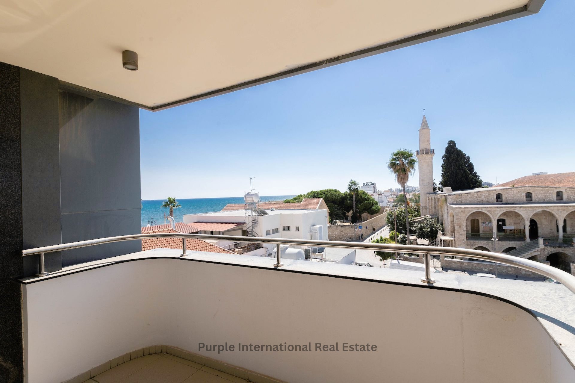 2 bedrooms Apartment in Larnaca, Larnaka, Cyprus No. 36688