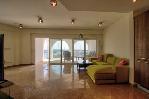 1 dormitorio Apartamento en Limassol, No. 49648 4