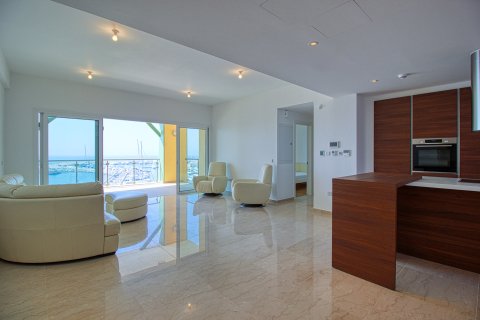 2 chambres Appartement à Limassol,  No. 49650 11