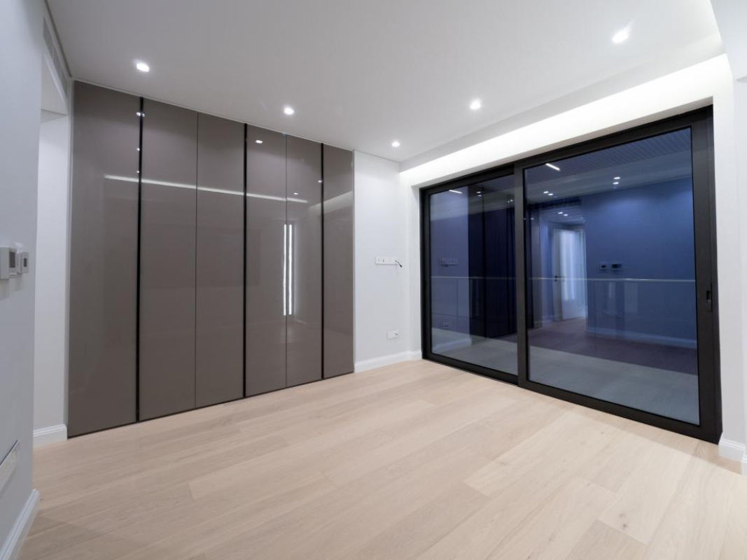 3 bedrooms Apartment in Limassol, Cyprus No. 38567