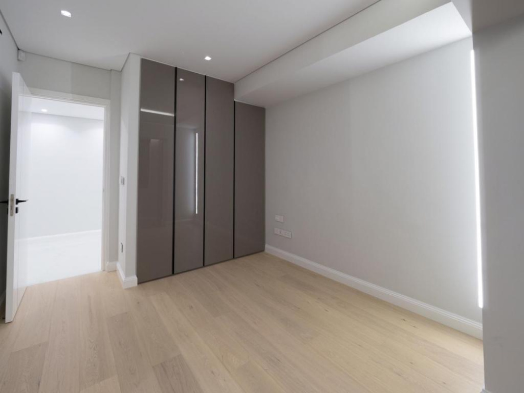 3 bedrooms Apartment in Limassol, Cyprus No. 38567