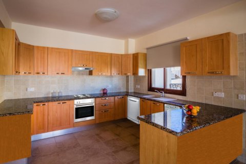 Вилла студия в Пафос,  № 38571 7