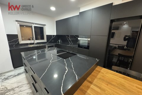 2 bedrooms Apartment in Larnaca, Larnaka,  No. 39640 4