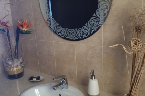 3 bedrooms Townhouse in Livadia, Nicosia,  No. 39639 10