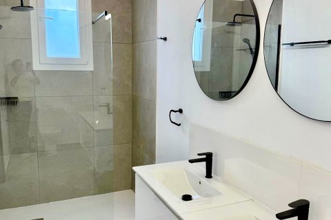 4 bedrooms Townhouse in Livadia, Nicosia,  No. 39638 11