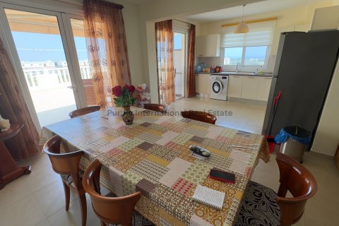Квартира с 3 спальнями в Паралимни, Аммохостос, Кипр № 37503 5