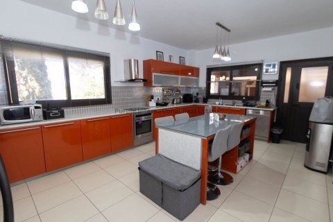 Вилла с 3 спальнями в Кити, Ларнака, Кипр № 37504 3