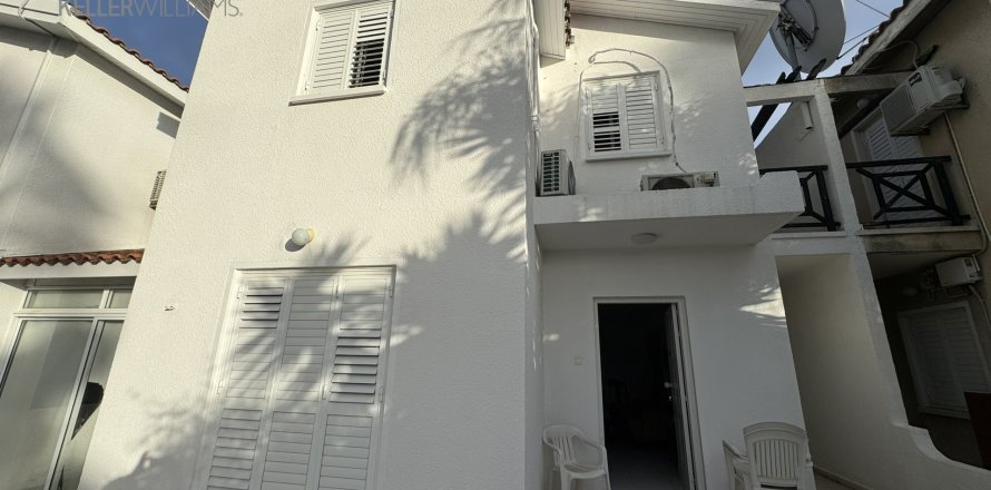 3 bedrooms Townhouse in Oroklini, Larnaka,  No. 50650