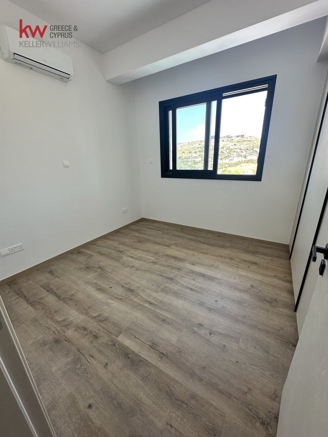 2 bedrooms Apartment in Agios Athanasios, Limassol, Cyprus No. 40274