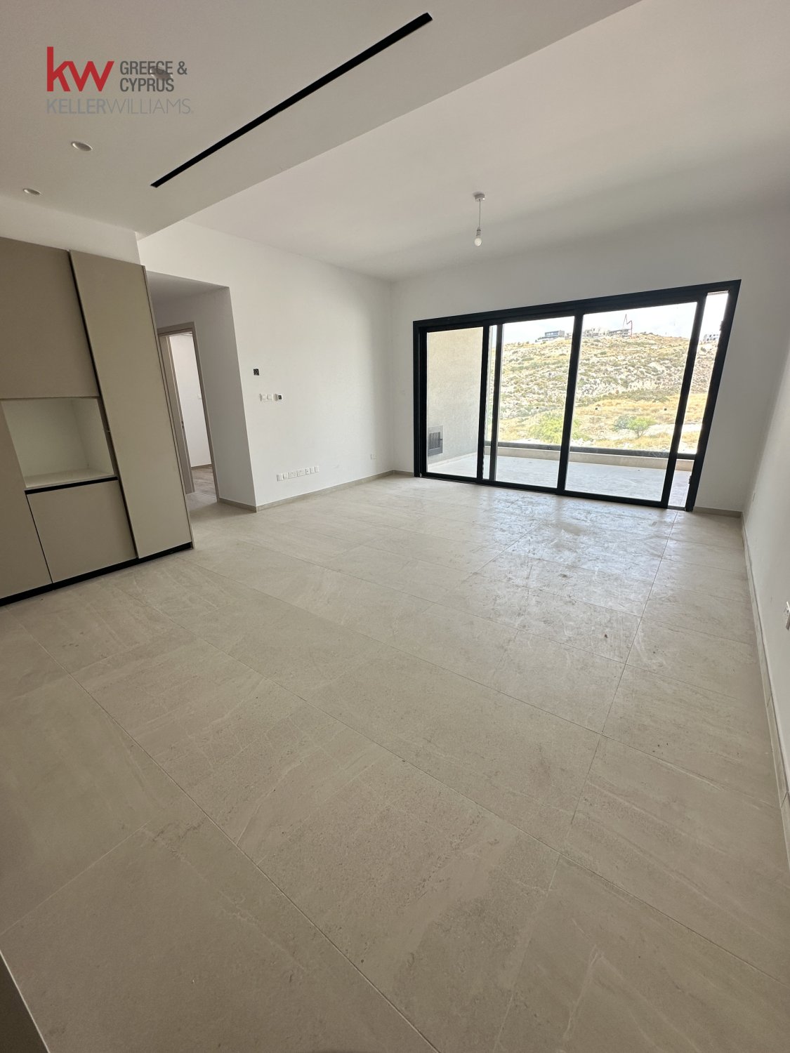 2 bedrooms Apartment in Agios Athanasios, Limassol, Cyprus No. 40274