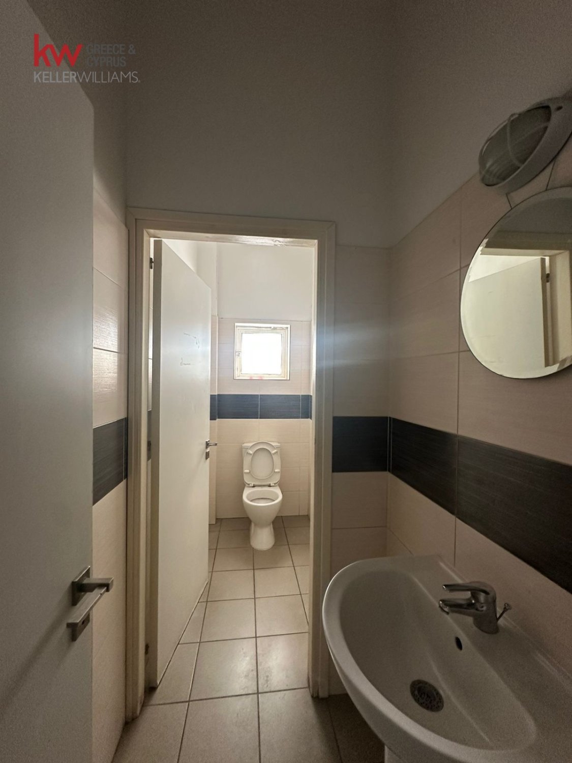6 habitaciones Almacén en Larnaka, Chipre No. 40271