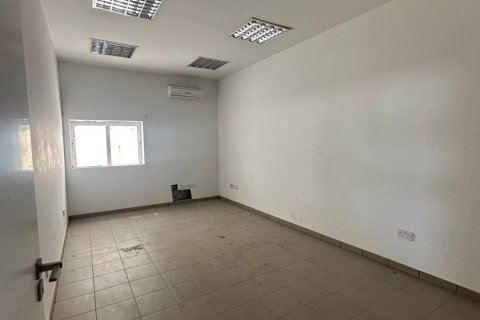 6 rooms Warehouse in Larnaka,  No. 40271 12