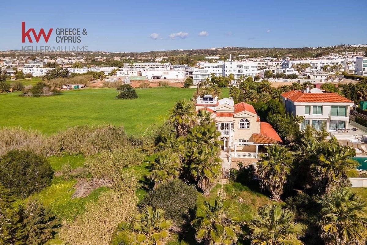 4 bedrooms Villa in Ayia Napa, Ammochostos, Cyprus No. 40270