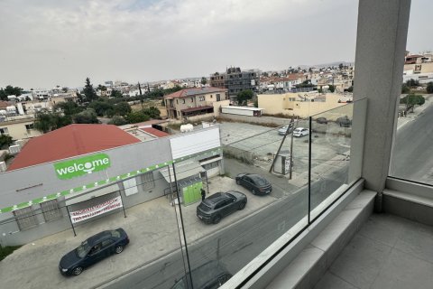 2 bedrooms Apartment in Larnaca, Larnaka,  No. 40269 3