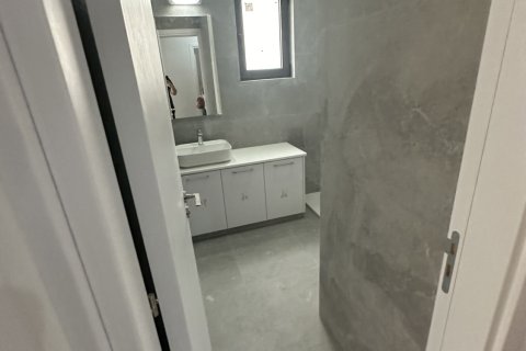 2 bedrooms Apartment in Larnaca, Larnaka,  No. 40269 10