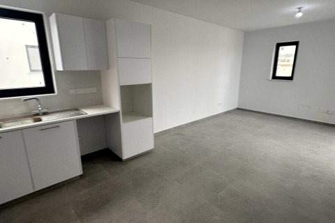 2 bedrooms Apartment in Larnaca, Larnaka,  No. 40269 7