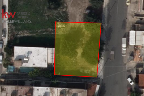 488m2 Land in Livadia, Larnaka, No. 40272