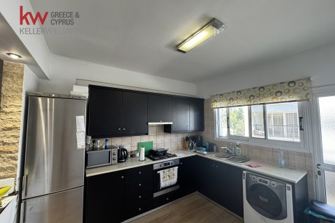 2 bedrooms Apartment in Larnaca, Larnaka,  No. 40146 11