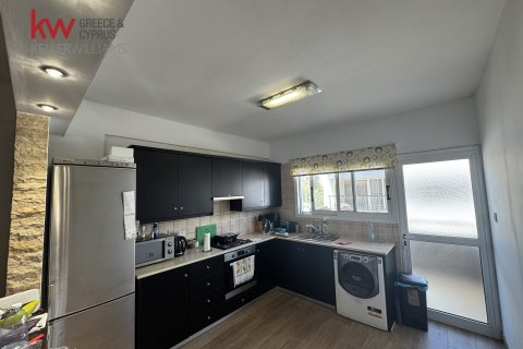 2 bedrooms Apartment in Larnaca, Larnaka,  No. 40146 6