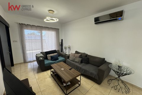 2 bedrooms Apartment in Larnaca, Larnaka,  No. 40146 2
