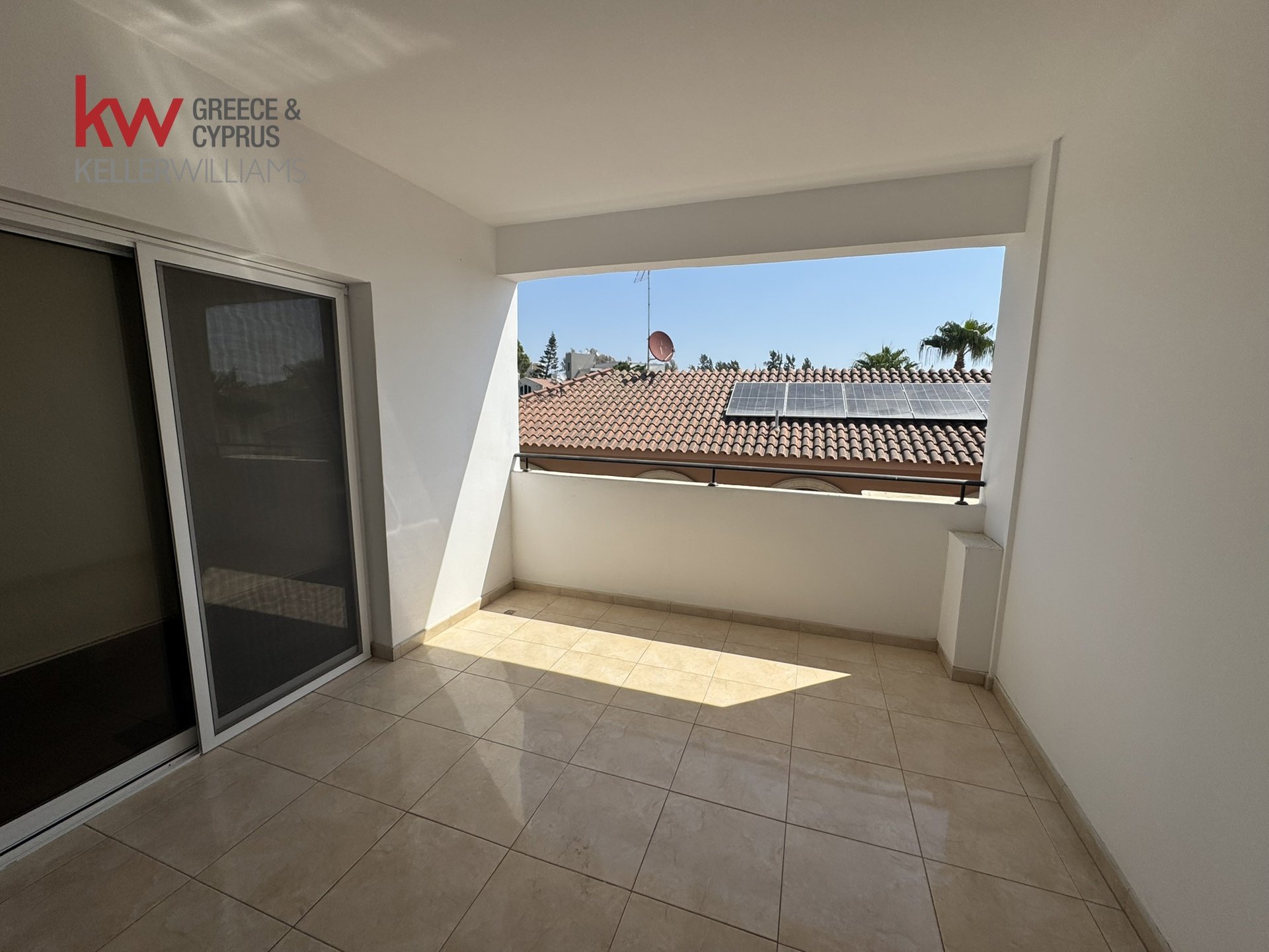 2 bedrooms Apartment in Larnaca, Larnaka, Cyprus No. 40146
