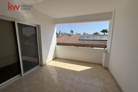 2 bedrooms Apartment in Larnaca, Larnaka,  No. 40146 13