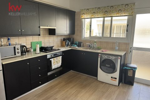 2 bedrooms Apartment in Larnaca, Larnaka,  No. 40146 9