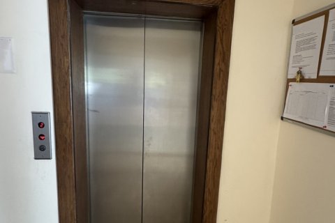 2 bedrooms Apartment in Larnaca, Larnaka,  No. 40146 25