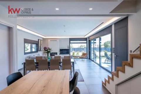 3 bedrooms Villa in Larnaka,  No. 40147 7