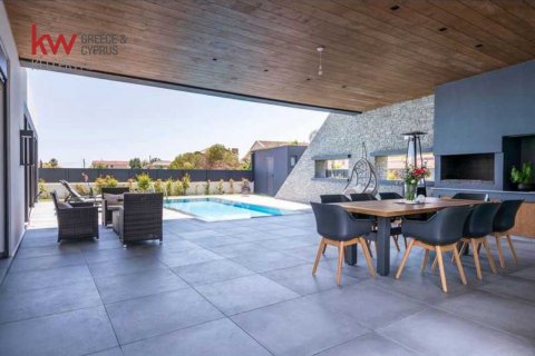 3 bedrooms Villa in Larnaka,  No. 40147 13