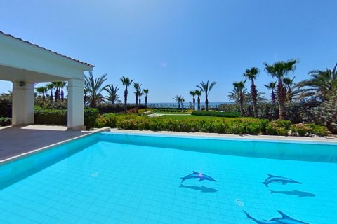 6 chambres Villa à Pervolia, Larnaka,  No. 40148 4