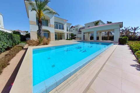 6 chambres Villa à Pervolia, Larnaka,  No. 40148 3