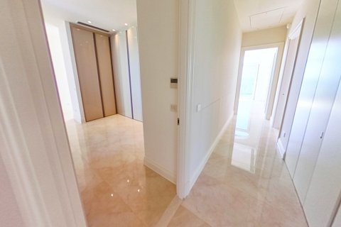 6 chambres Villa à Pervolia, Larnaka,  No. 40148 13